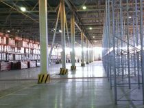Металлические складские стеллажи в складском комплексе для готовой продукции и сырья фирмы СПЛАТ-КОСМЕТИКА, вид 6